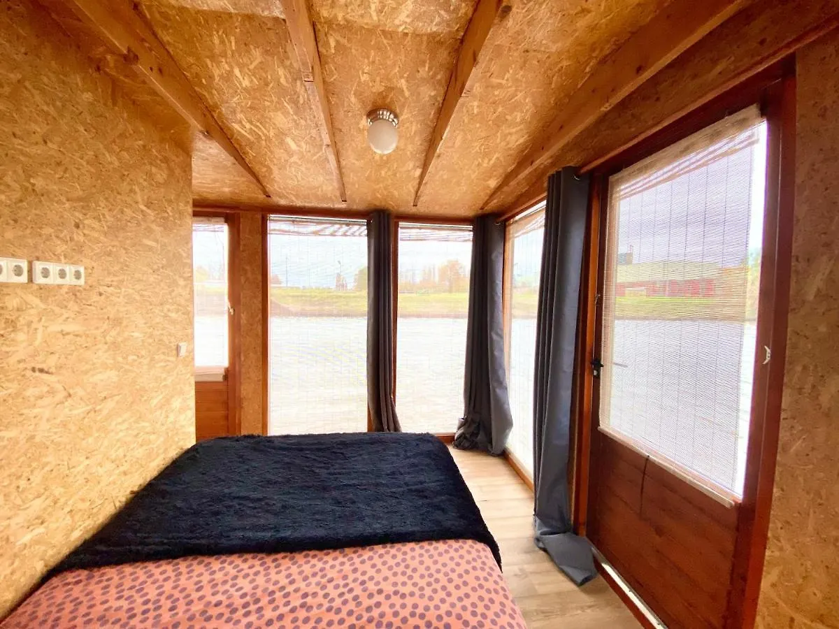 Ботель Off-Grid Boat Experience - Stay Zero Footprint Утрехт Нидерланды