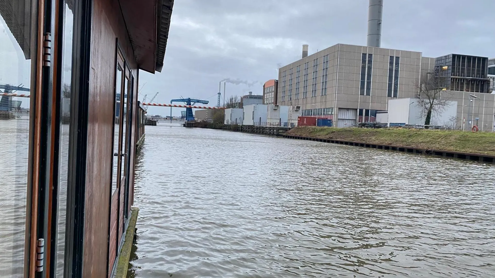 Ботель Off-Grid Boat Experience - Stay Zero Footprint Утрехт